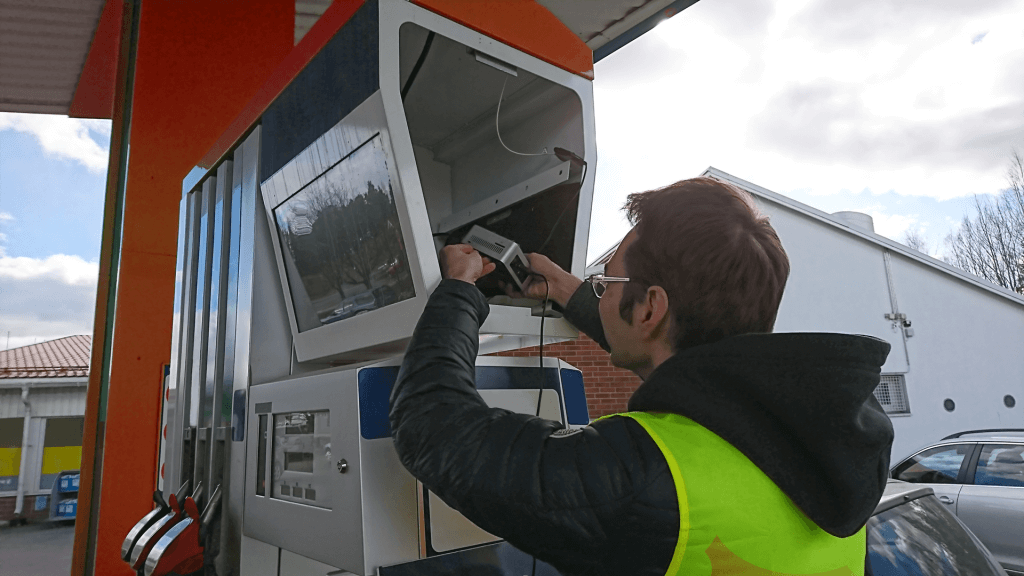 Antti-doing-maintenance